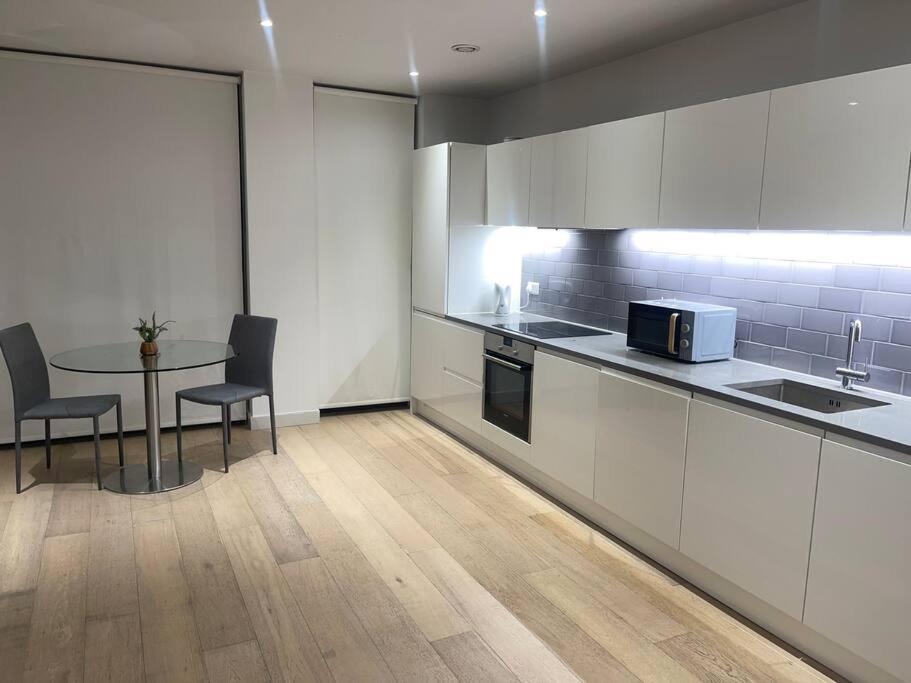 Stunning 2 Bedroom Londra
