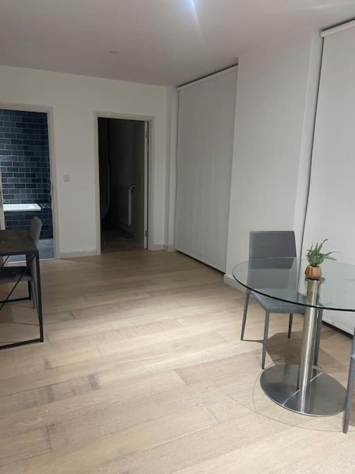 Stunning 2 Bedroom Appartamento Londra